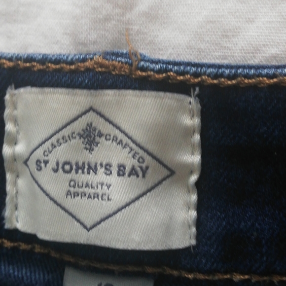SOLD Size 10 St John's Bay jeans - Picture 2 of 5